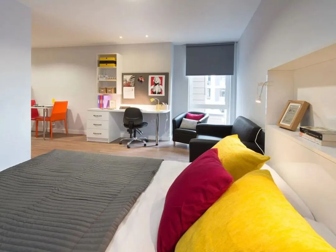 伦敦公寓｜房间虽然不大，但是足够舒适哇！