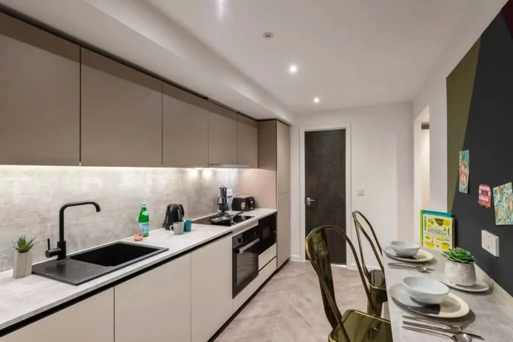 Renting in London | It would be a shame not to choose Vega for a group of three!