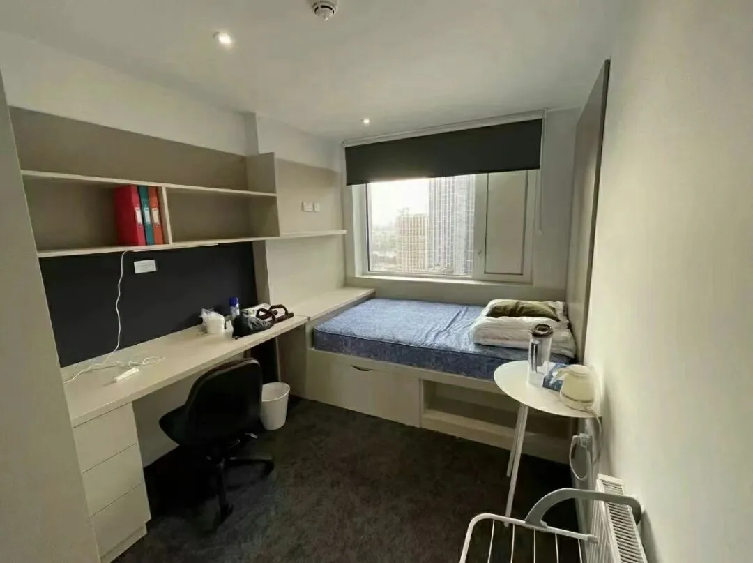 Renting in London | It would be a shame not to choose Vega for a group of three!