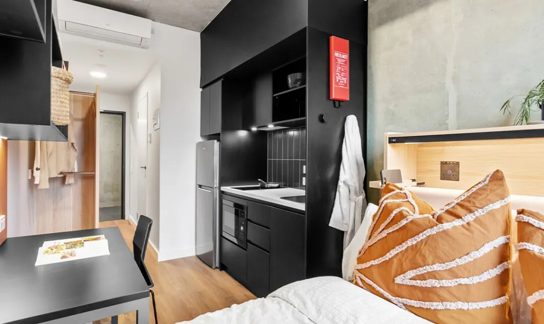八月可入住的studio，就在阿德的市中心哦！