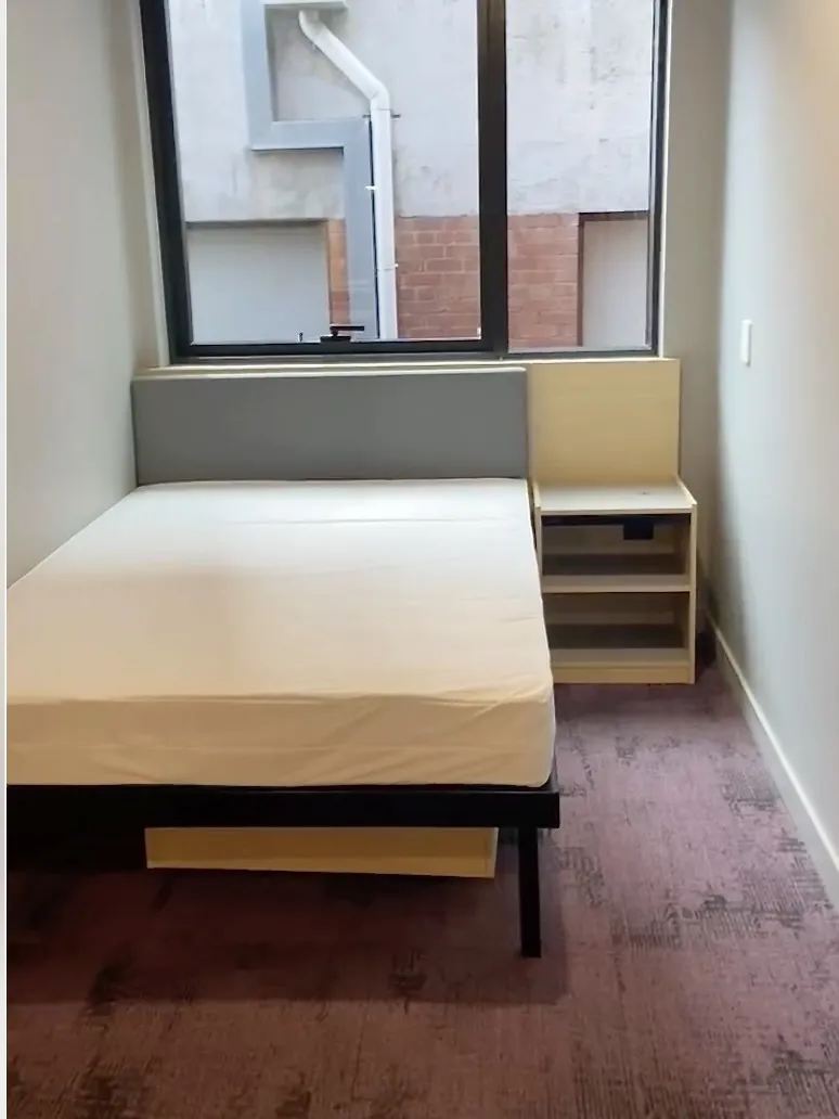 Melbourne Sublet | Is nobody really interested in my spacious studio? 🥺