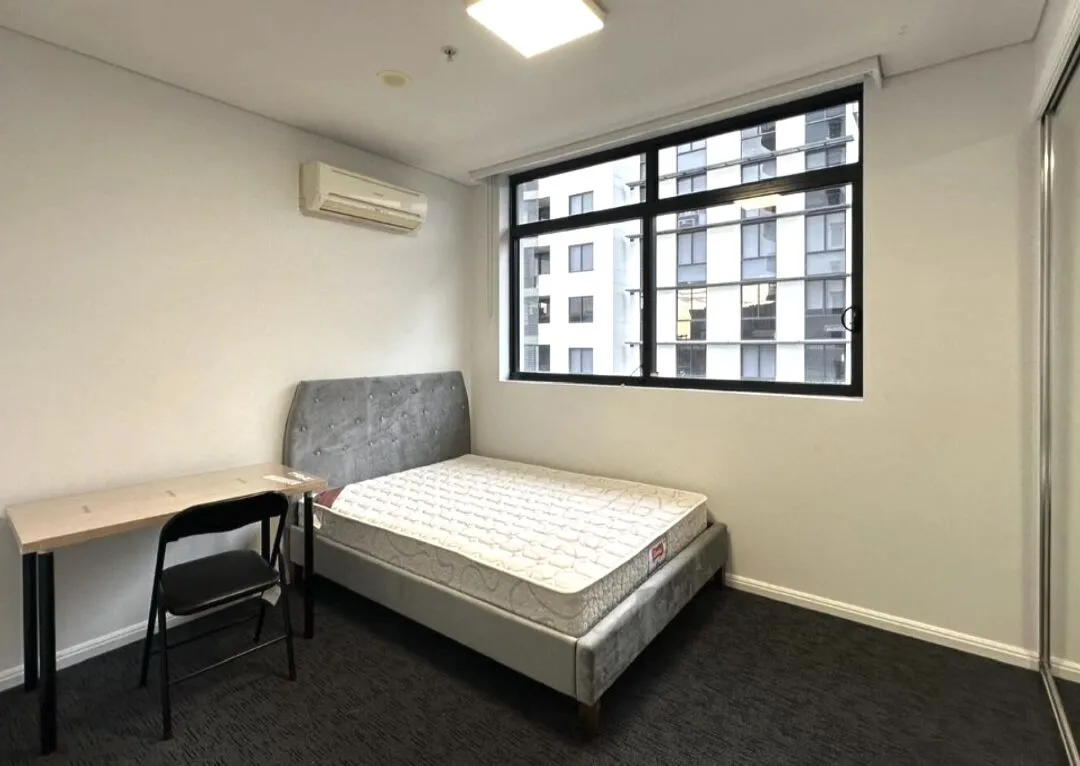 悉尼租房 临近Unsw的3B2B公寓 高层的捏！