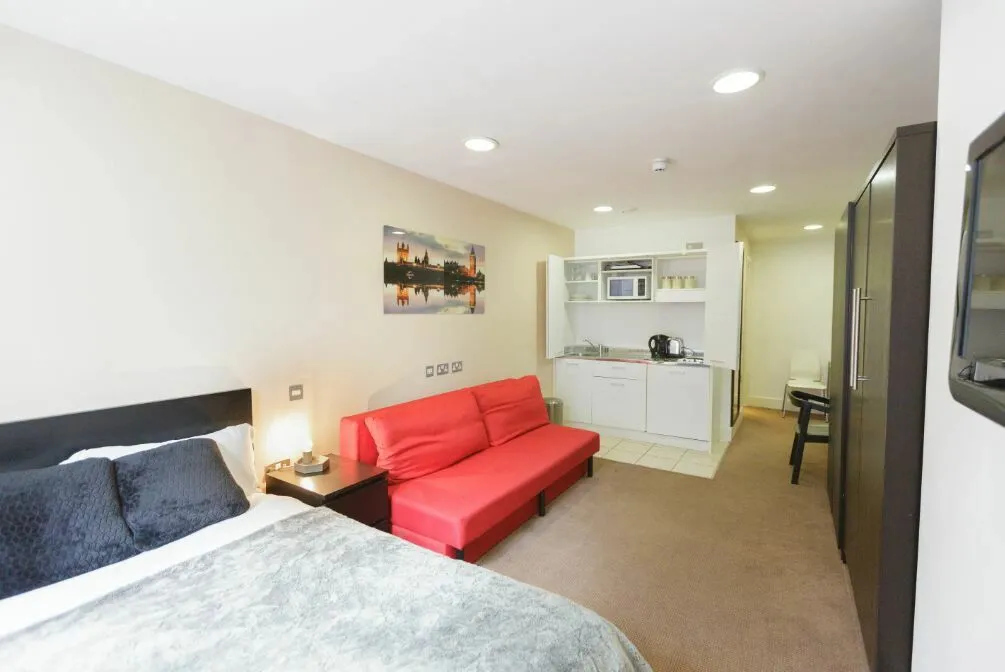 A student apartment that is a 10-minute walk to UCL and Oxford Street.