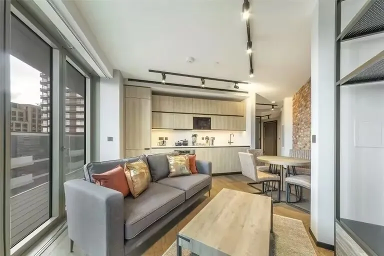 🔥High-end 1b1b near Liverpool Street in London, only £715 per week~