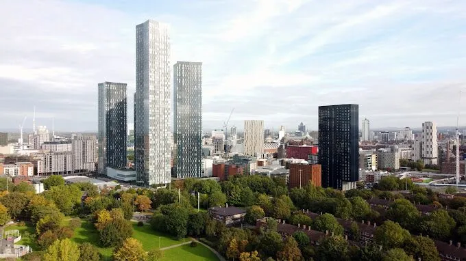 Manchester South Tower, three-bedroom apartment, each room available for individual rent at £200 each.