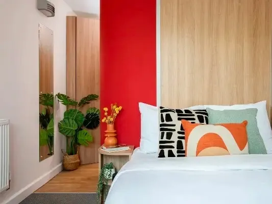 位於Waterloo ，步行到 KCL ensuite 戶型