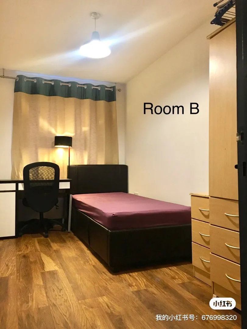 Manchester landlord rents out rooms directly! 8 minutes walk to the north and south campuses!