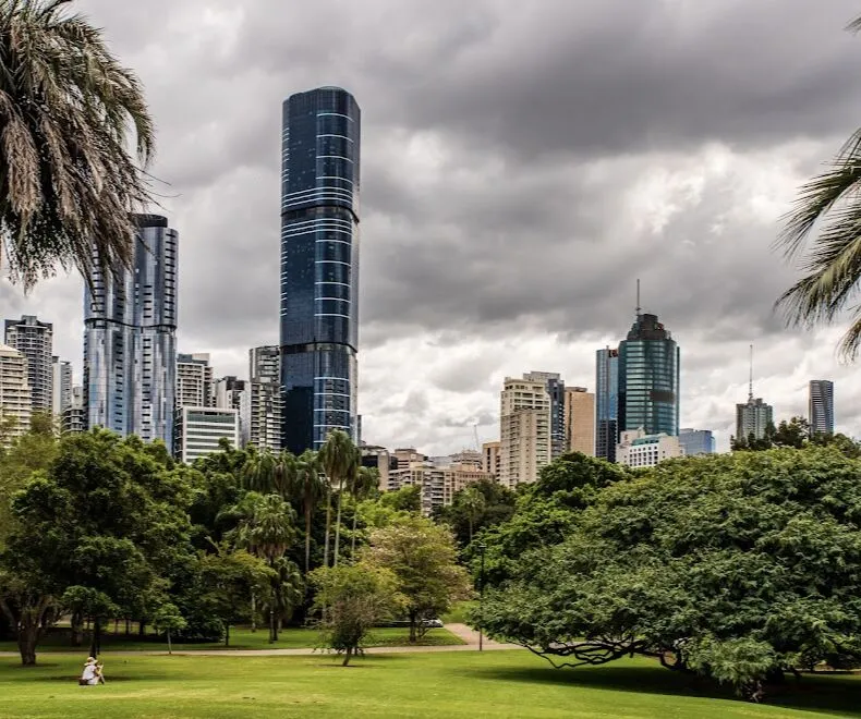 Sure, here's the translation: "Seeking recommendations for Brisbane's delicious food!"