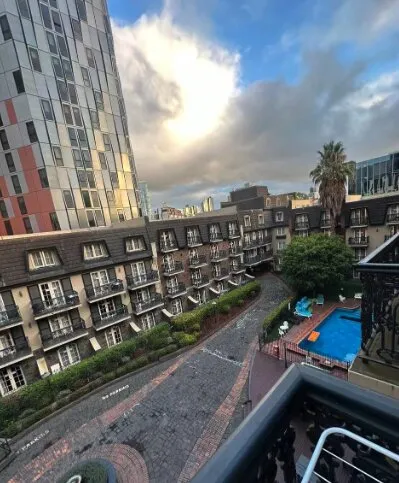 我不管 我住定這套4b了😄