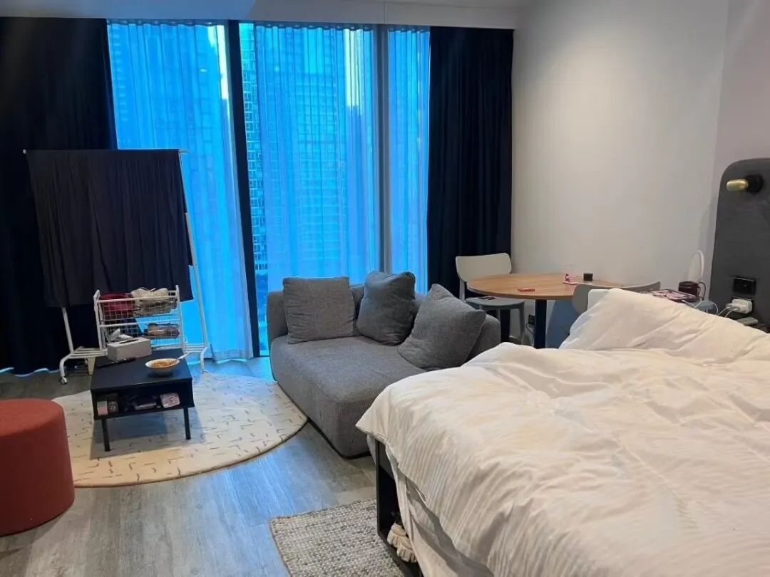 幫朋友出一個墨爾本city的1b🏠