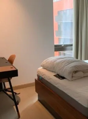 轉一套倫敦一區🉐2b2b現在開始的