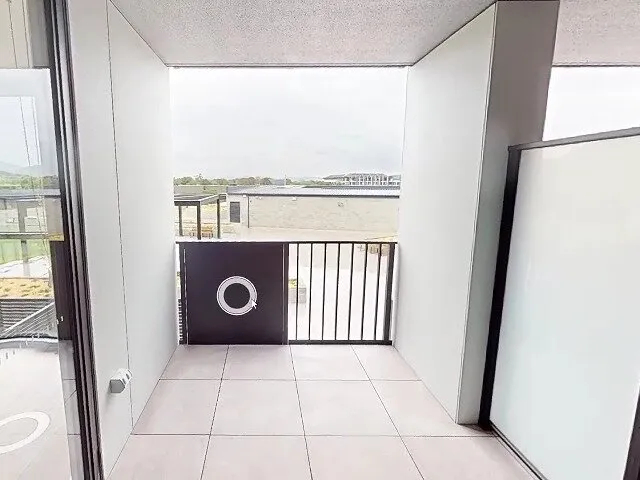 Canberra | I really love the balcony of this new student apartment! 😍