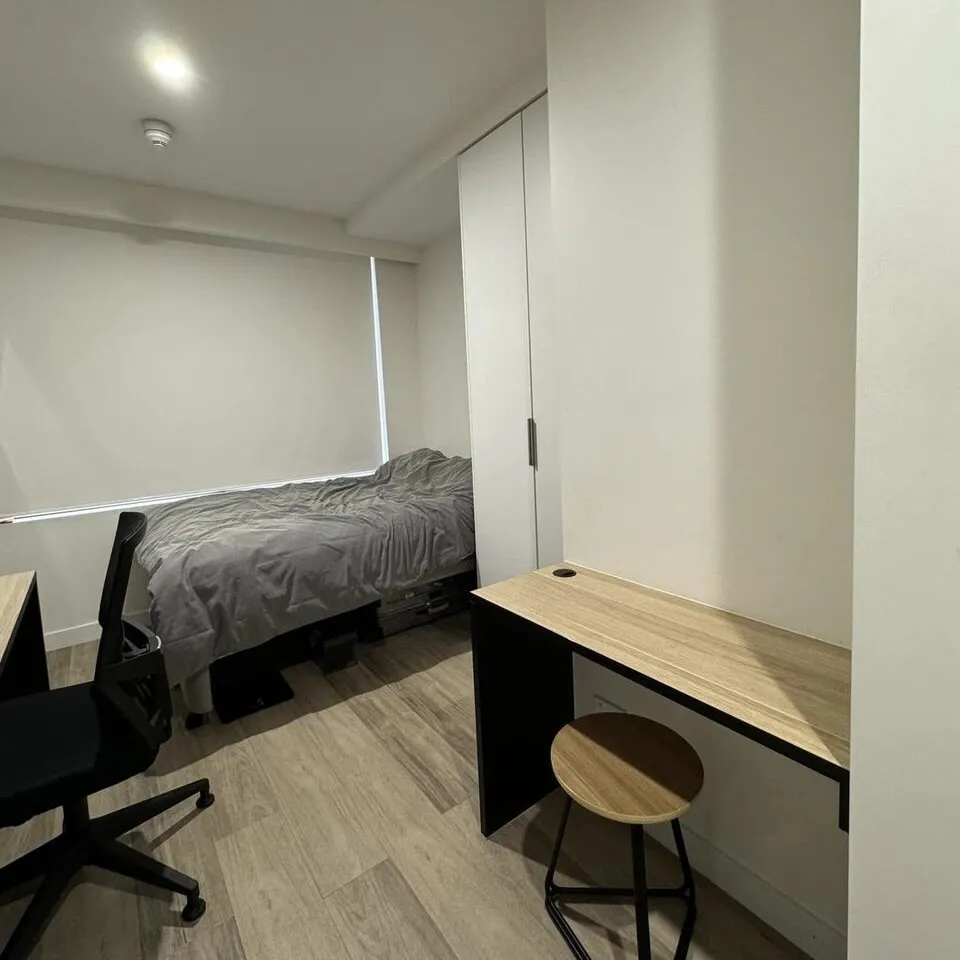 勸大家，在墨爾本還是租個帶空調studio吧