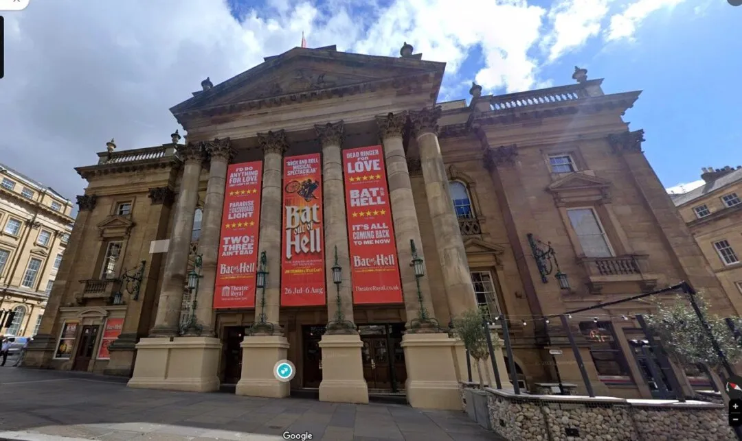 Newcastle!! Can you believe there's even a Royal Theatre 🤩