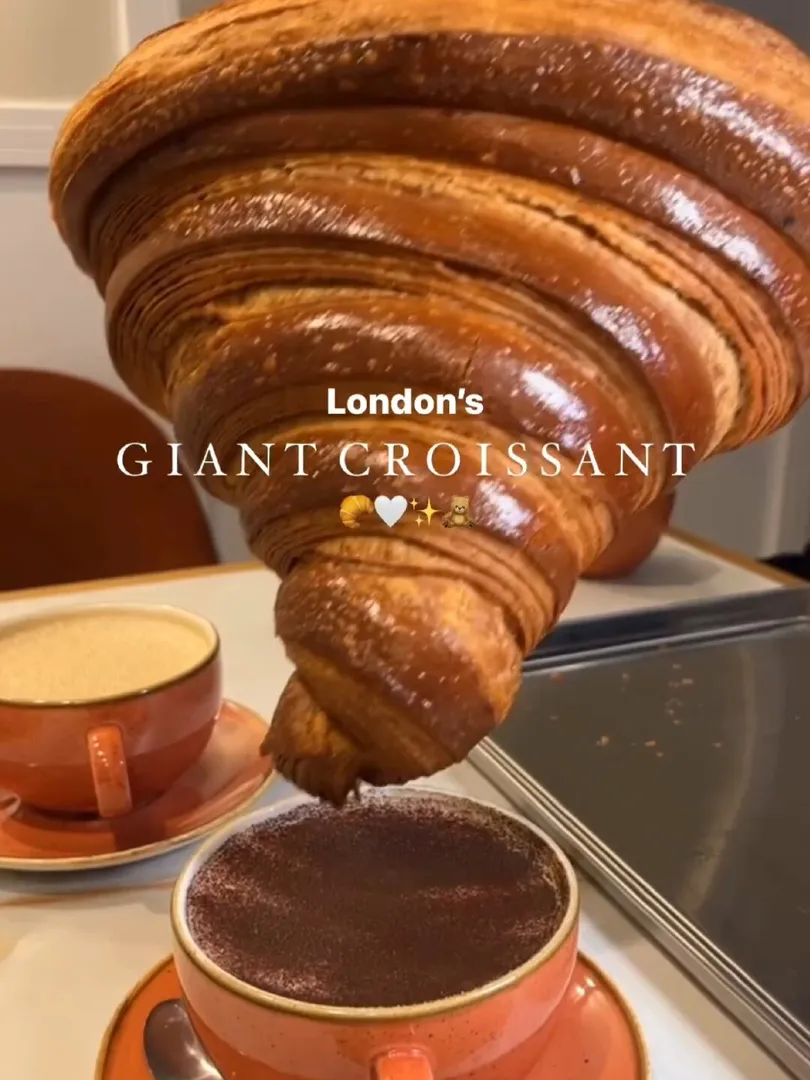 You're not allowed not to know this! This giant London croissant 🥐