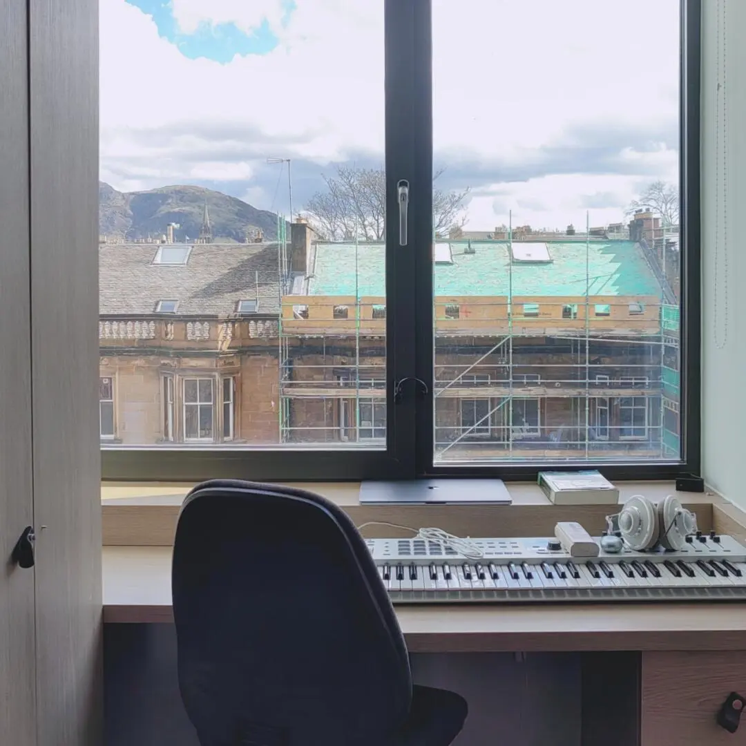 愛丁堡大學門口的studio都沒人租嗎👀