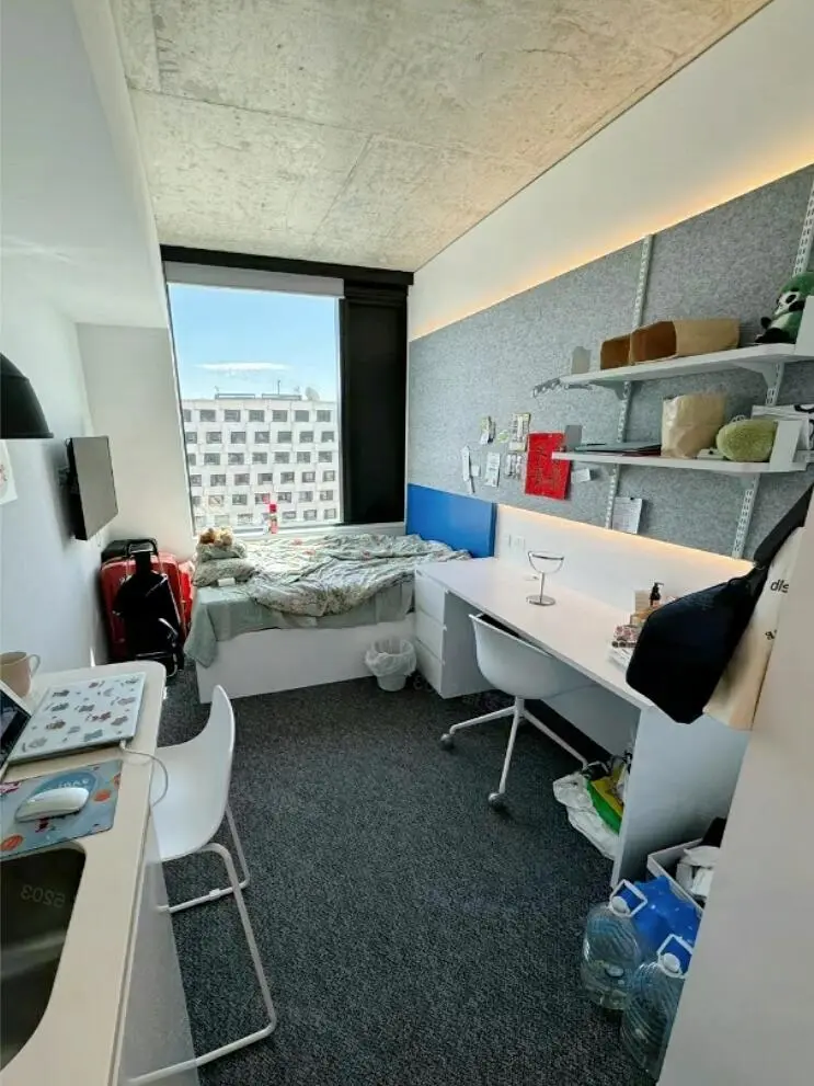 5分鐘到墨大包早餐的studio就這？？