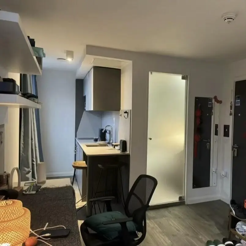 真的愛慘了我紐卡斯爾這大落地窗studio😍