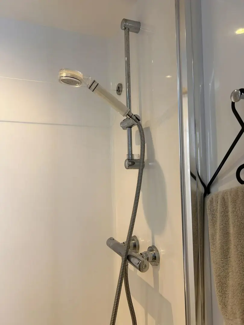 不豪華但簡單溫馨 看看270的愛丁堡小屋