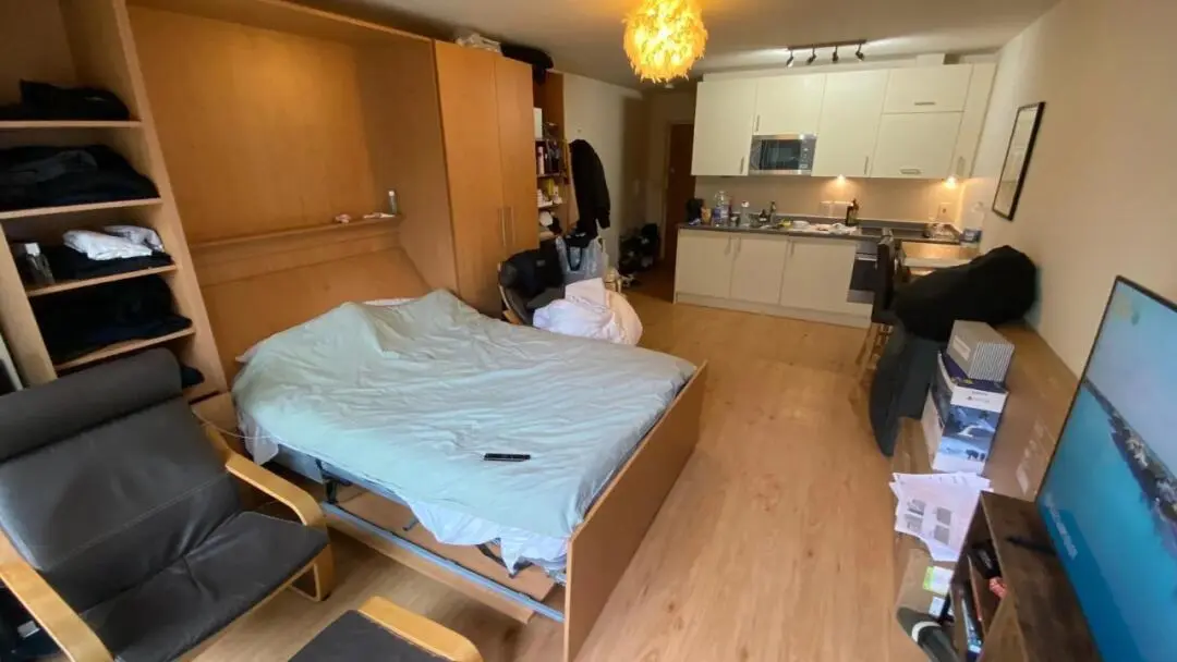 笑鼠，留學🇬🇧在這個屋子裡瘦了20斤