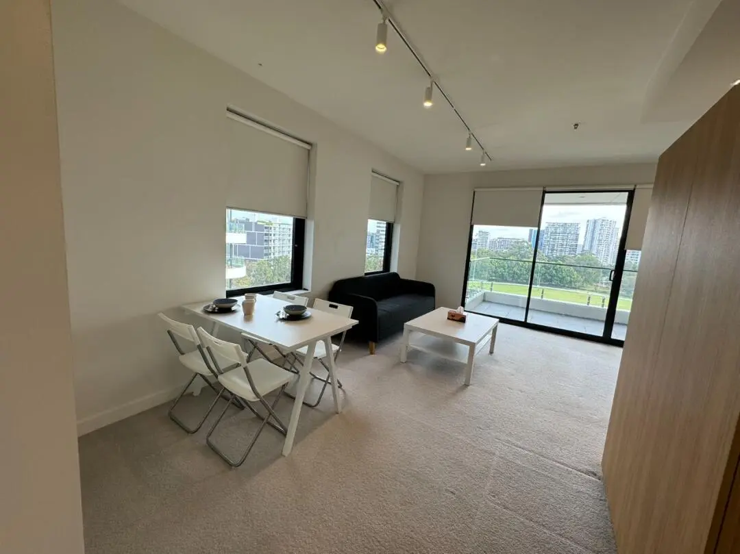 wolli creek1b高層全屋落地窗的快樂誰懂