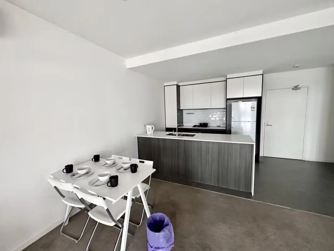 Wolli Creek2B2B 超大陽台