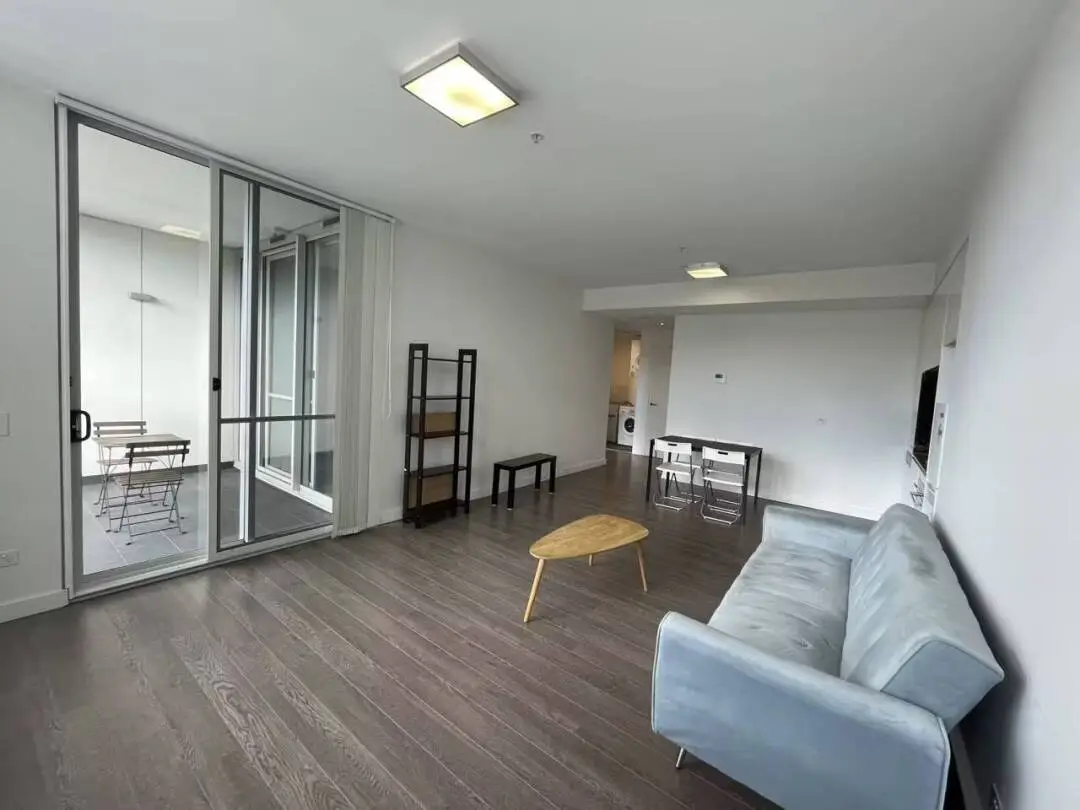 zetland 高樓層1b1b 可7月入住