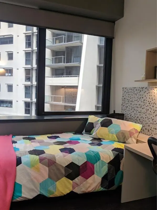 阿德萊德出一間studio，房子很nice要回國了