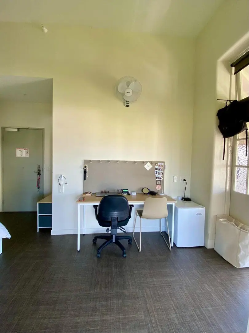 布里斯班大面積studio！超級奶思