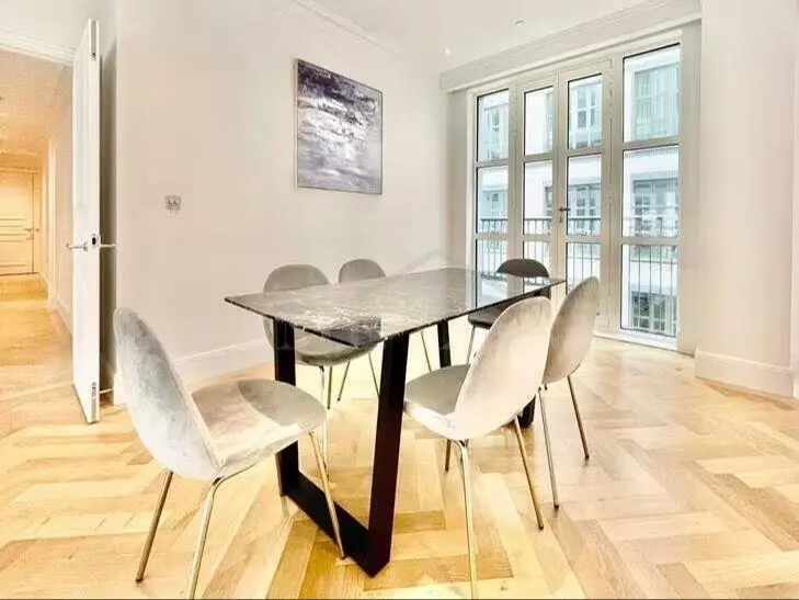 幫London華僑轉個它的🏠
