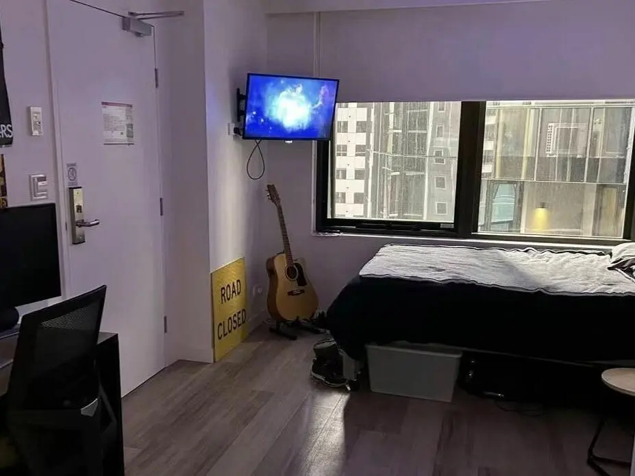 雖然但是，近墨大的large studio真的很...