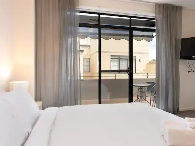 阿德萊德，找室友 
