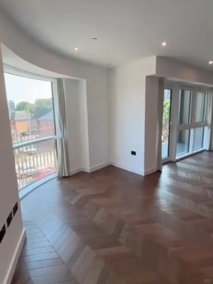 🇬🇧金斯頓👀這個2🏠