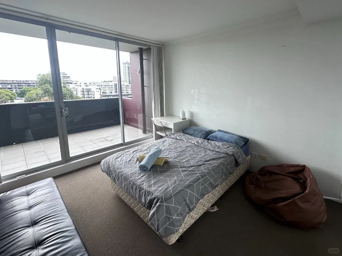 East Village對面2b2b找轉租室友❗️