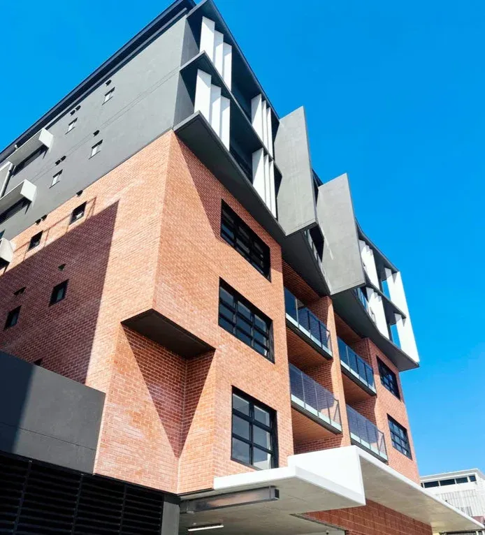 今天剛看的房，3b2b求室友在West End