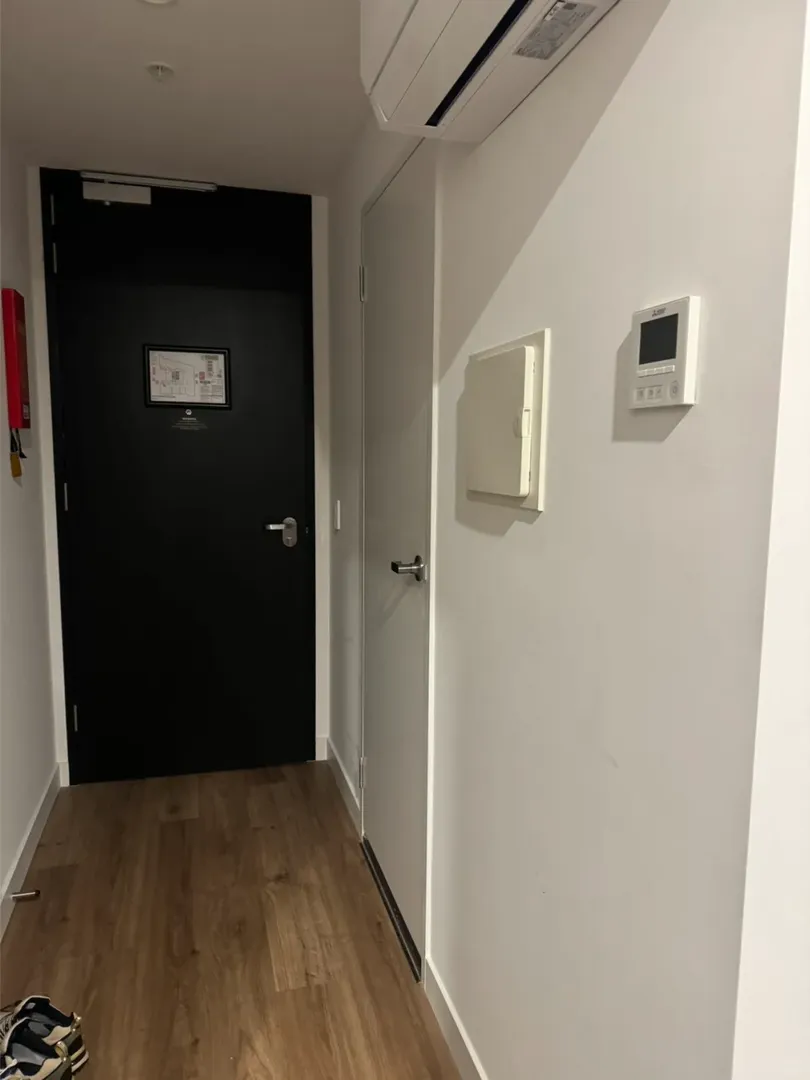 墨爾本打算回去了，這個studio求接手免水電