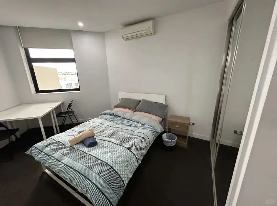 倫敦轉租，靠近IC可雙人入住的1b