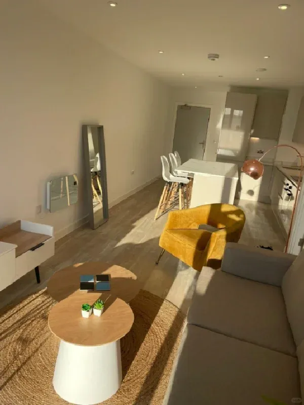 曼城，絕絕子1🛏️，☀️！💰友好！
