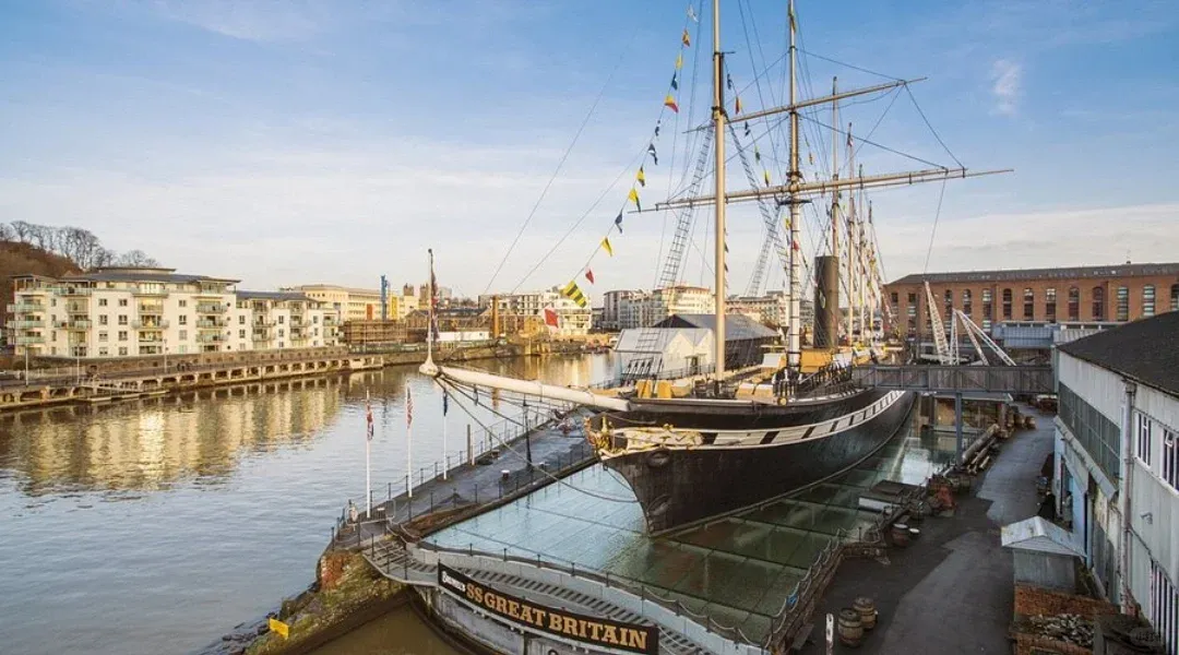 ✨ 發現了一個超棒的景點——SS Great Britain，英國航海史上具有里