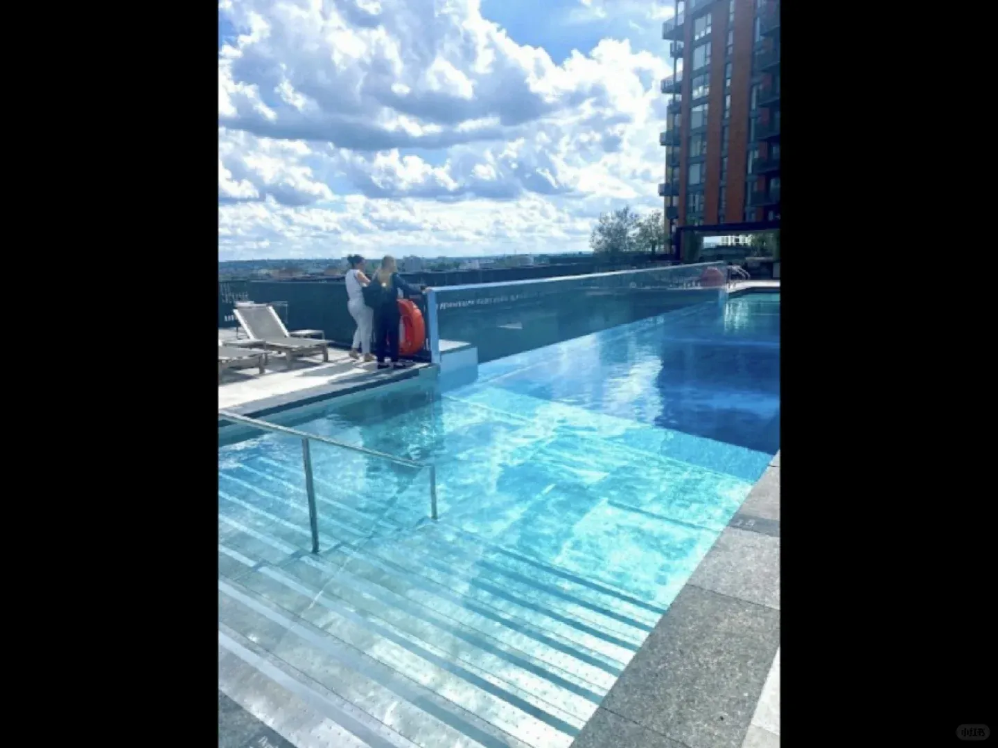 😣轉租，vauxhall2B空中🏊🏻‍♂️池
