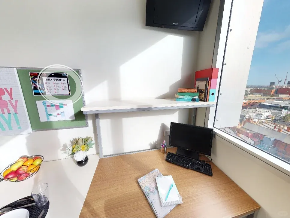 阿德萊德大學門口1b1b，包家具