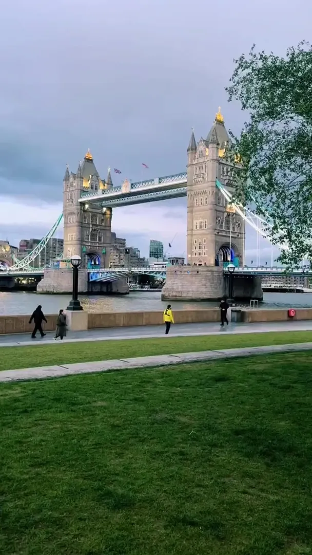 英倫建築簡直不要太宏偉🥹