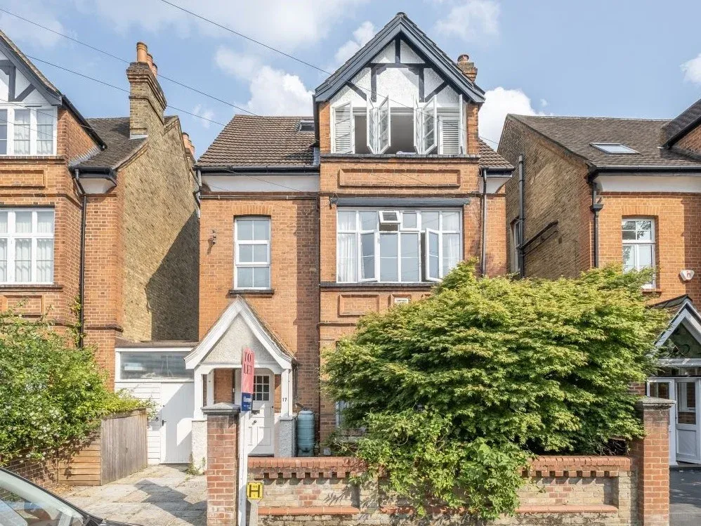 🇬🇧倫敦｜學校附近🏠骨折➗