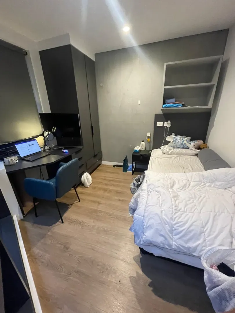 曼城住了個2b2b，現在主臥出租
