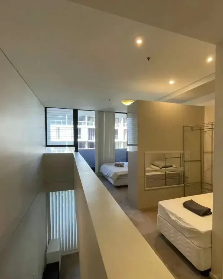 雪梨蹲室友|有落地窗、帶空調的loft～