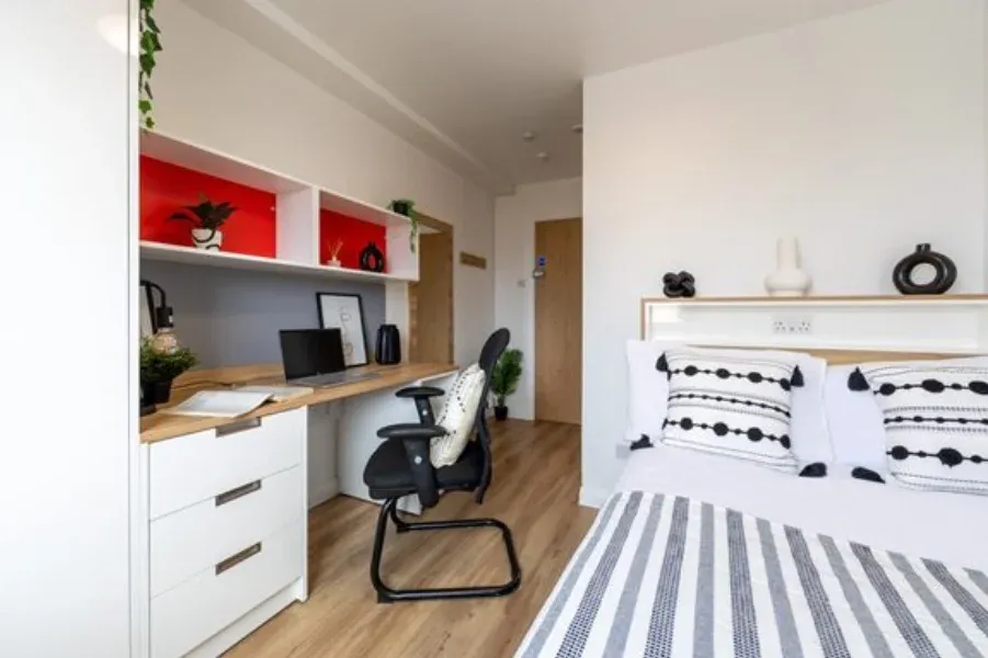 曼城ensuite，210，省到家