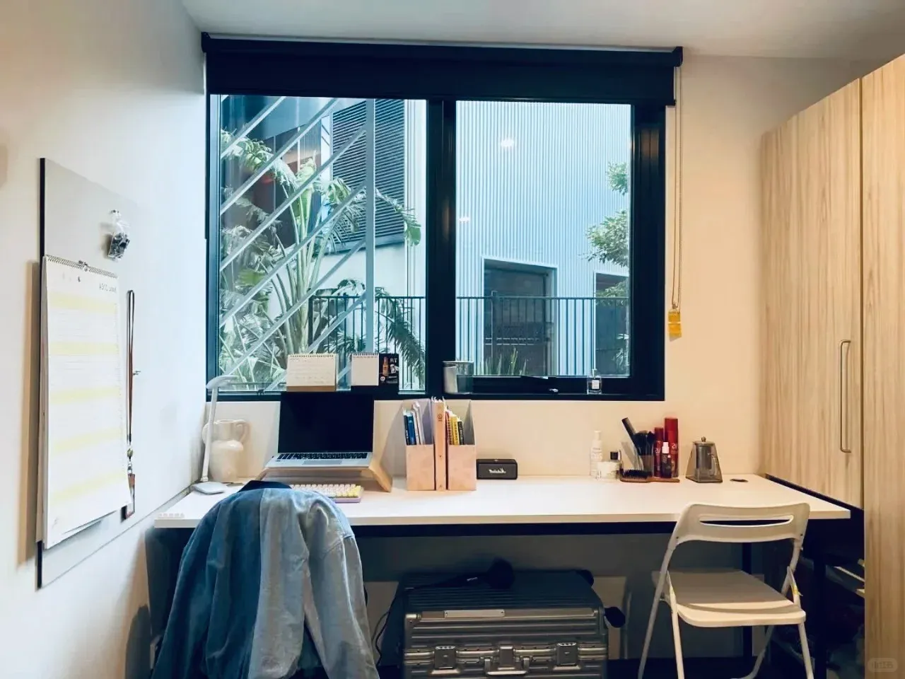 昆士蘭帶🏠蹲兩個室友～房間不大，但