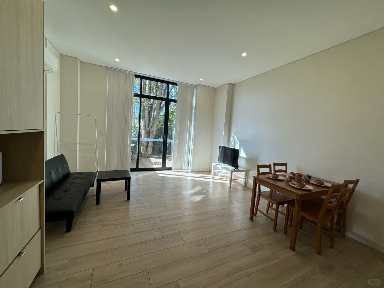 Ashfield帶獨家小院1b1b1s ，書房可住人