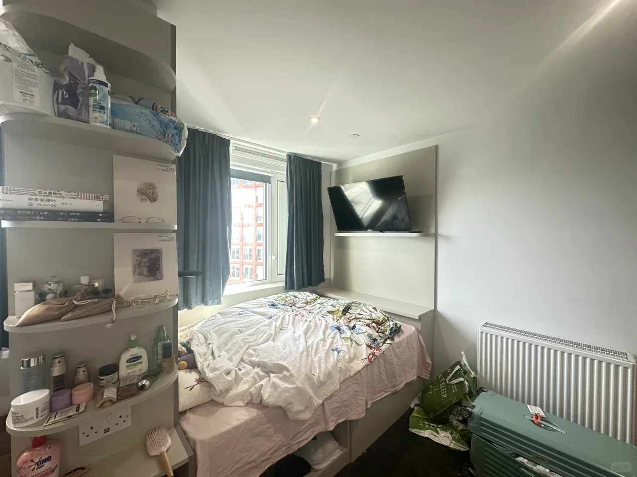 倫敦一區studio天花板，一住一個不吱聲