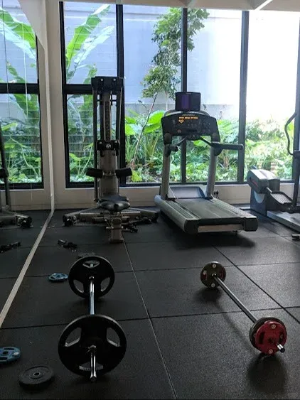 布里斯班CBD出一間studio，要換學校了